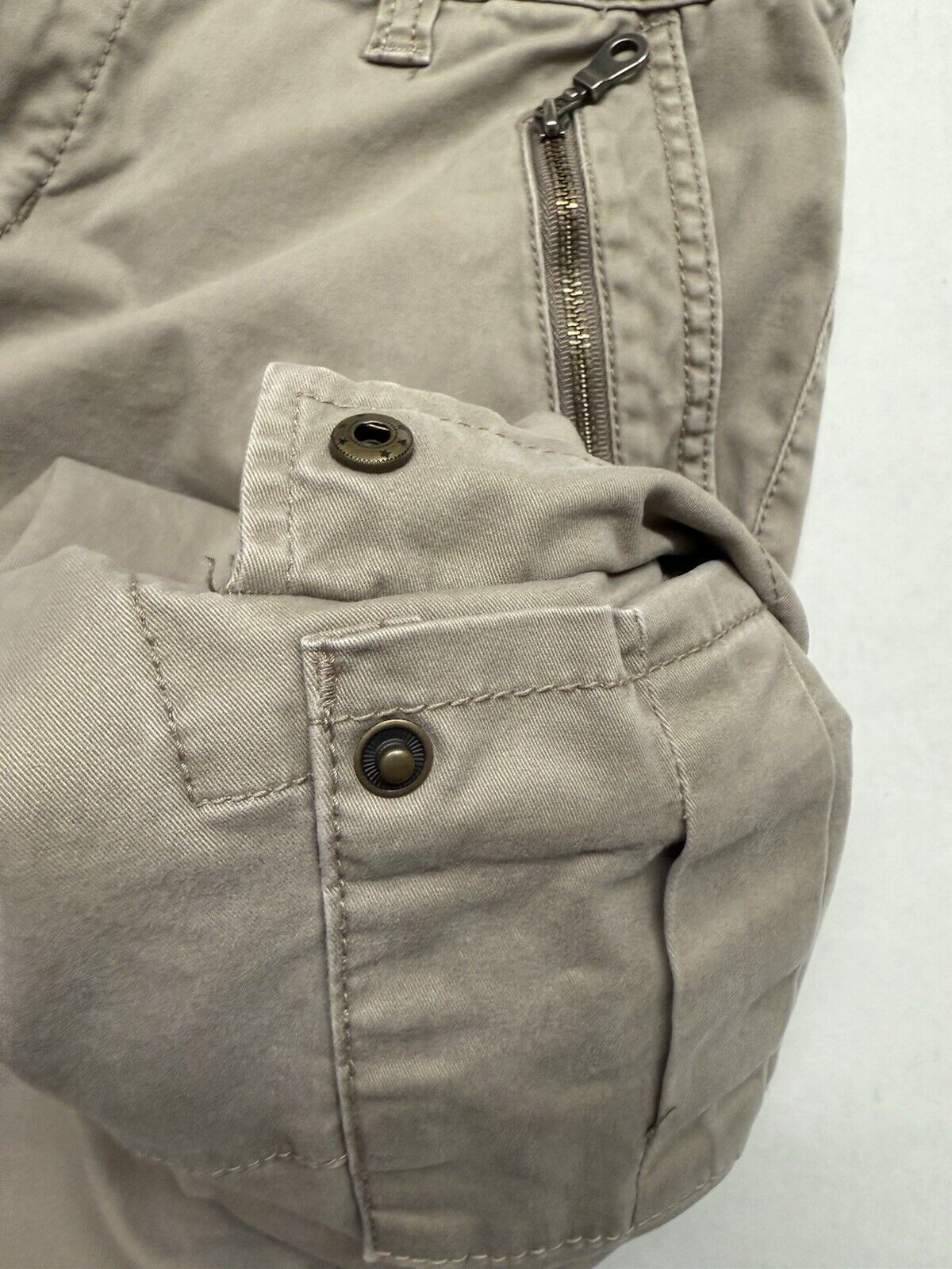 Sonoma Cargo Pant Slim Straight Womens 2 Tan Khaki Comfy Buttons Zipper Pockets