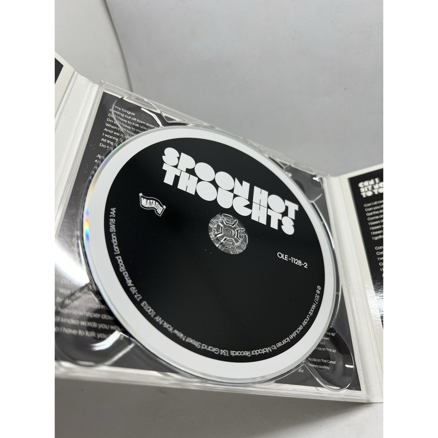 Spoon – Hot Thoughts (2017) Matador Indie Rock CD Album OLE-1128-2 Skeleton