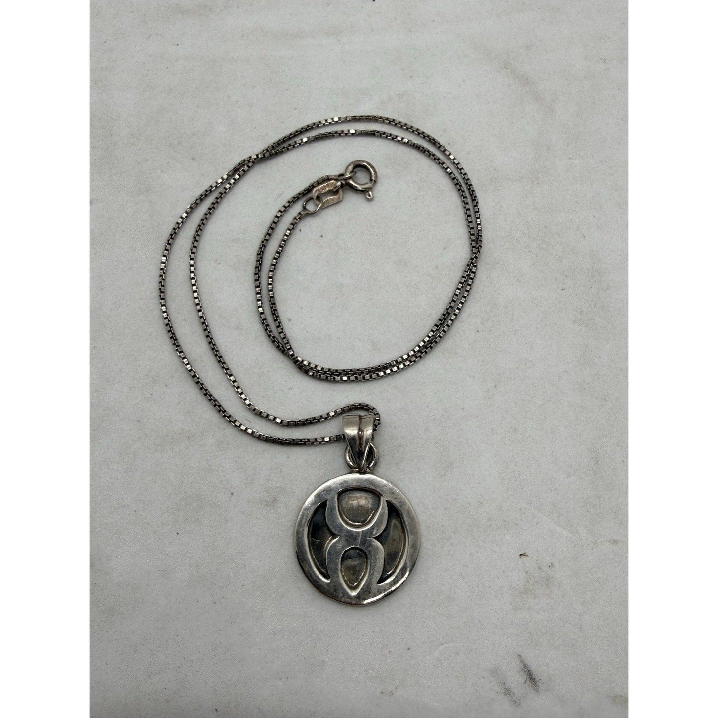 925 Sterling Silver Tomoe Pendant Necklace 18” Chain 7g Circular Crest Symbol - thriftgoblin