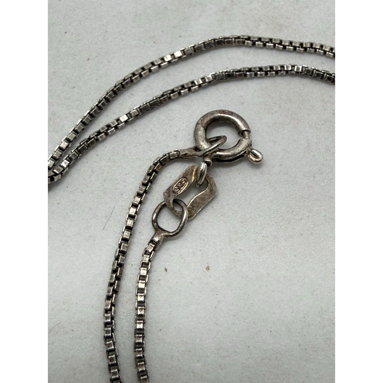 925 Sterling Silver Tomoe Pendant Necklace 18” Chain 7g Circular Crest Symbol - thriftgoblin