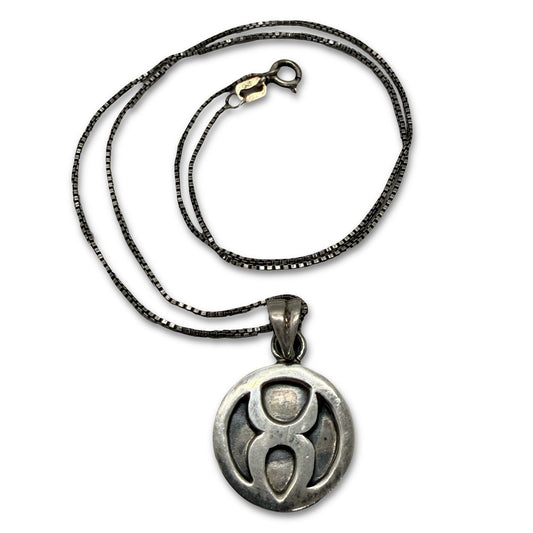 925 Sterling Silver Tomoe Pendant Necklace 18” Chain 7g Circular Crest Symbol - thriftgoblin