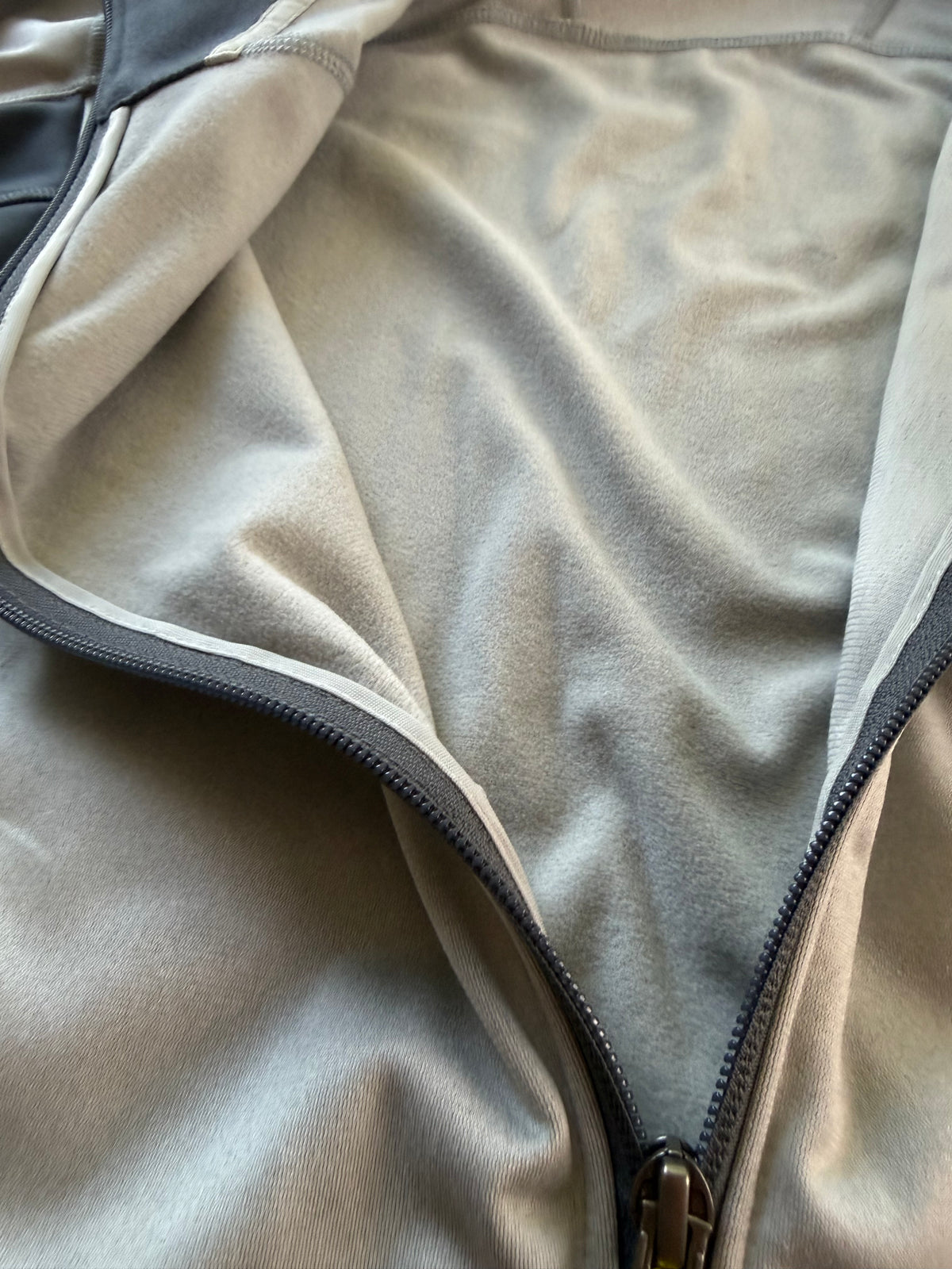 The North Face 100 Weight Cinder Full Zip Fleece Jacket Mens L Light Grey NWT