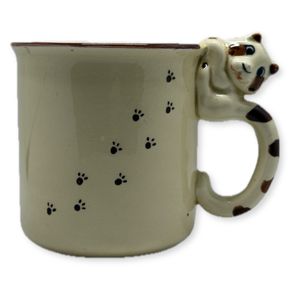 Made in Japan Cat Handle Ceramic Mug Cream Spotted