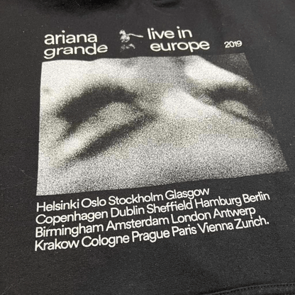 Ariana Grande 2019 Pullover Hoodie Womens Large - thriftgoblin