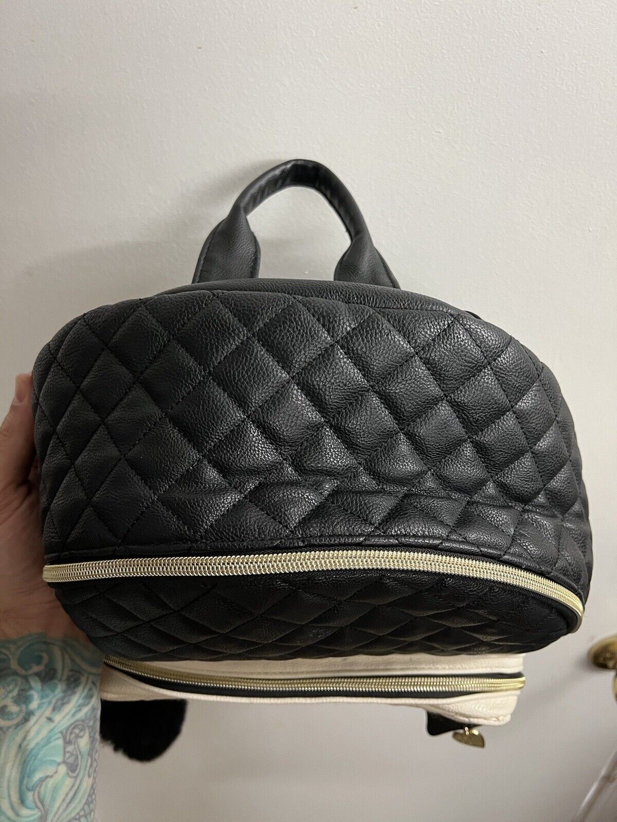 Betsey Johnson Pug Dog Quilted White And Black Faux Leather Backpack W Ball - thriftgoblin