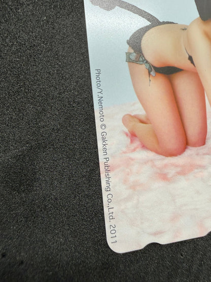 Chika Ojima BOMB 2011 Unused Japanese Telephone Card (Teleca) - Thrift GoblinTelephone Card