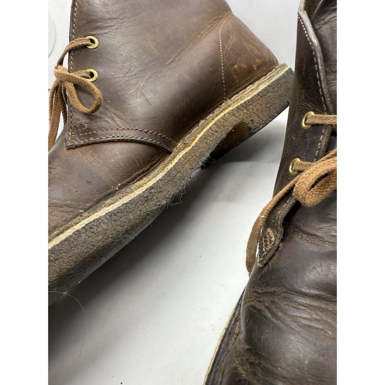 Clarks Originals Desert Chukka Boot 26101682 M 11 Brown Leather Gum Sole Shoes - thriftgoblin