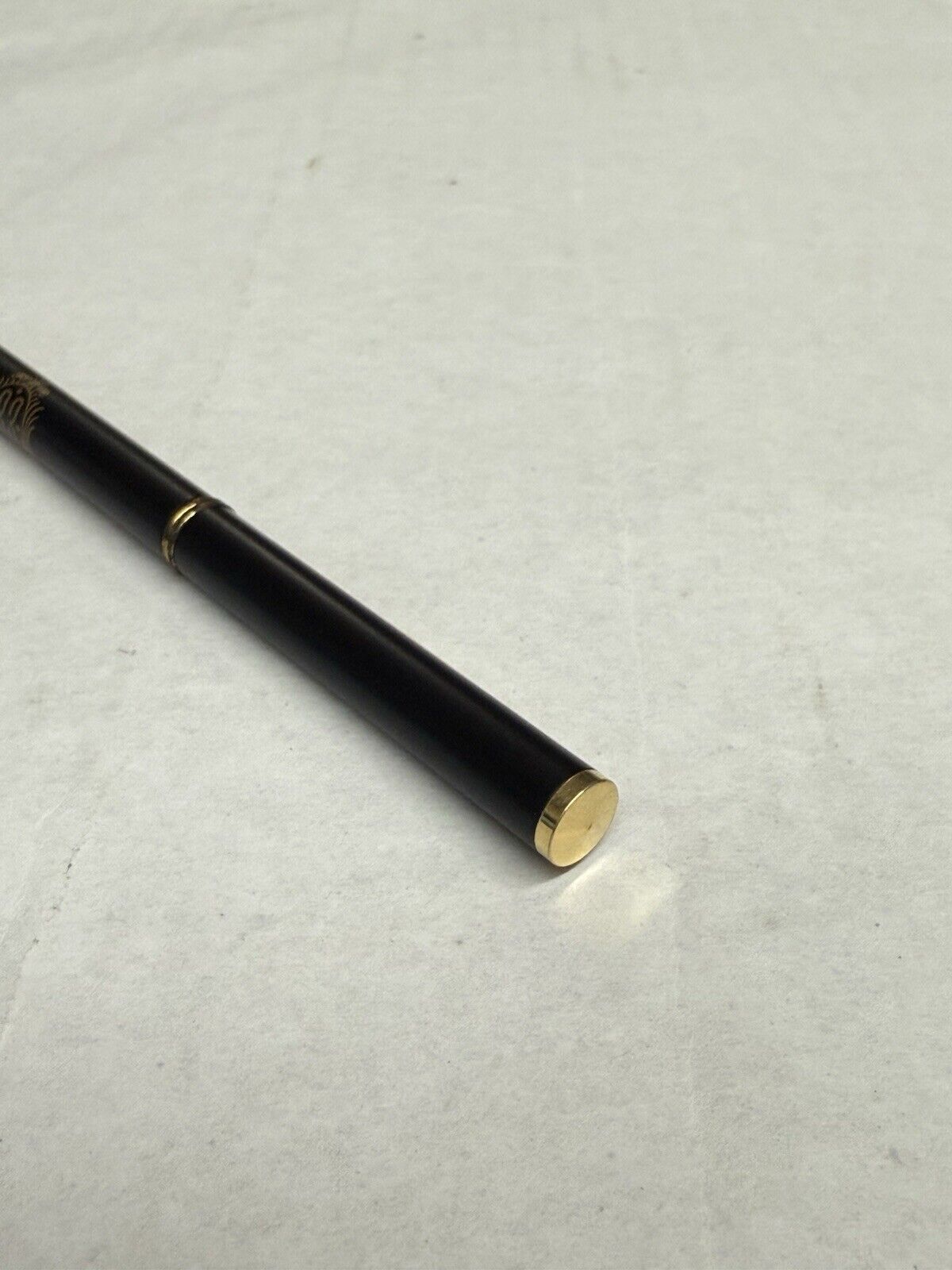 Club 33 Disney Set Of Disneyland Pen Ballpoint Retired Logo Black Gold Disneyana - thriftgoblin