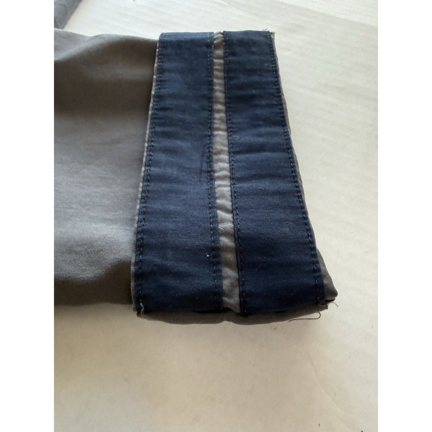 Descendant of Thieves Ransom Fit Chino Pants Size 30 Gray Limited Run Dres Ladro - thriftgoblin