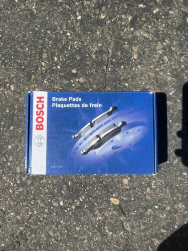 Disc Brake Pad Set - Blue Brake Pads with Hardware Rear Bosch BE883H - thriftgoblin
