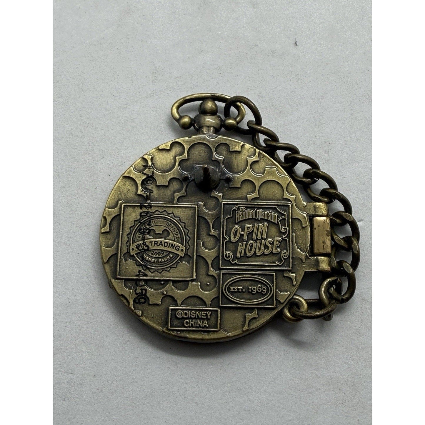 Disney DLR Haunted Mansion O'Pin House Pocket Watch 13 Hour Clock Pin 2009 70097 - thriftgoblin