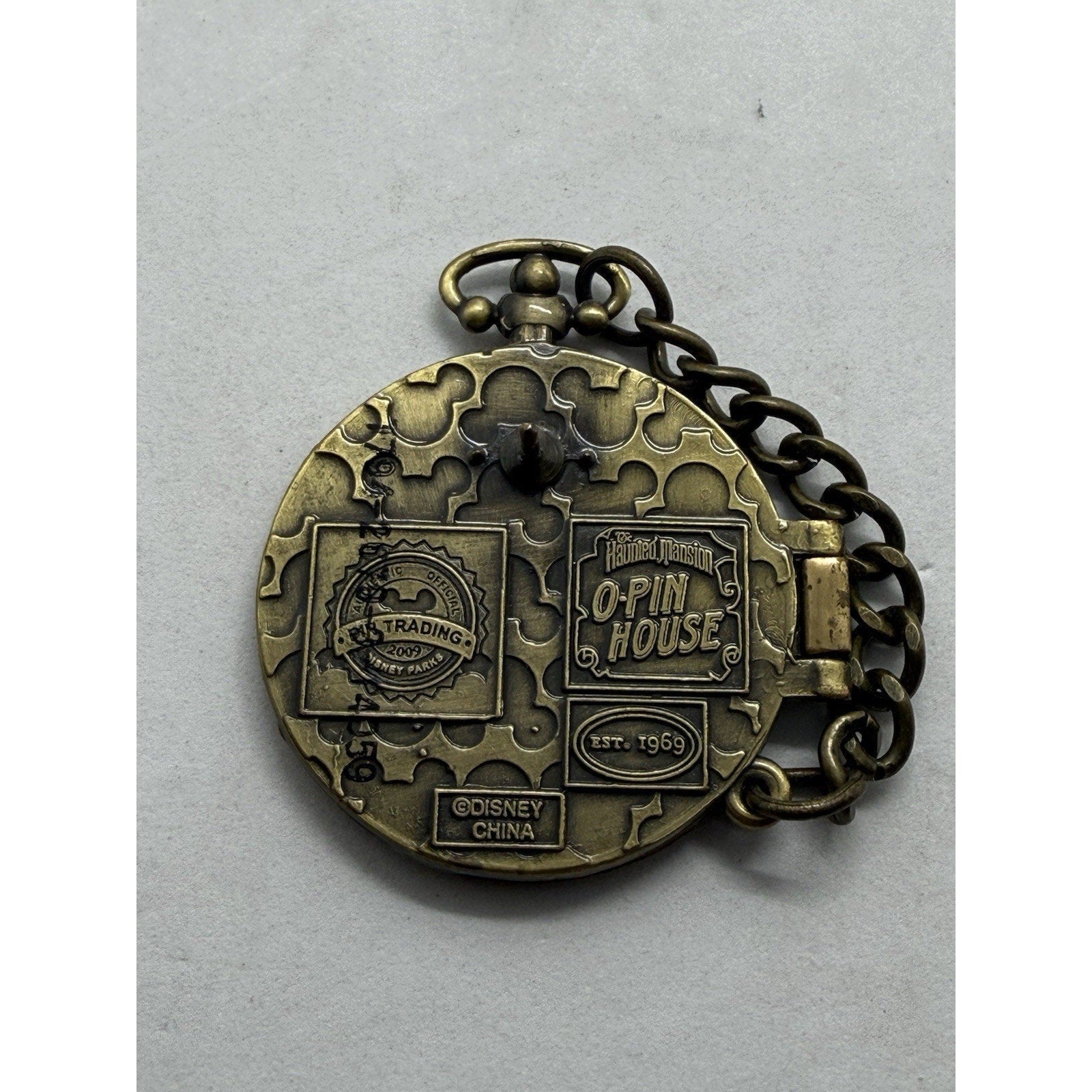 Disney DLR Haunted Mansion O'Pin House Pocket Watch 13 Hour Clock Pin 2009 70097 - thriftgoblin