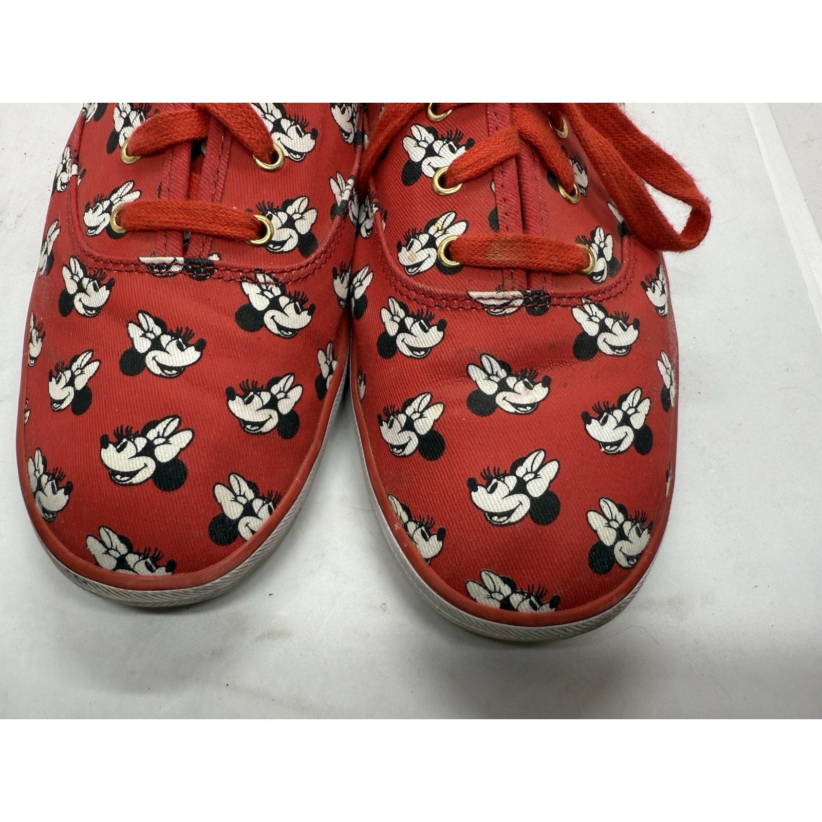 Disney Keds Minnie Mouse Red Canvas Sneakers Women’s 11 Lace Up Casual Shoes Fun - thriftgoblin