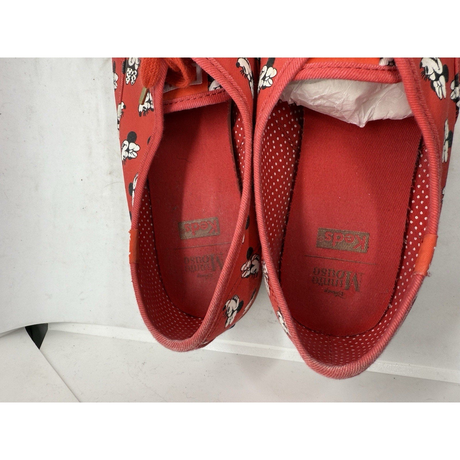 Disney Keds Minnie Mouse Red Canvas Sneakers Women’s 11 Lace Up Casual Shoes Fun - thriftgoblin