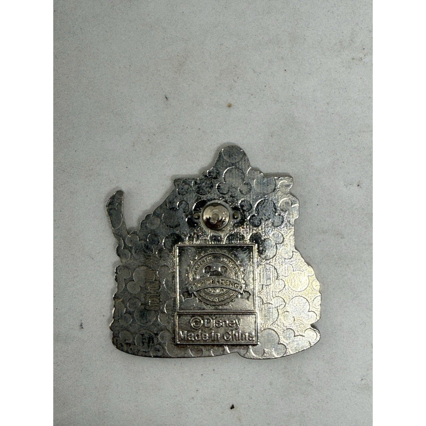 Disney Pirates Caribbean Trading Pin Skeleton Pirate House Enamel LE Disneyland - thriftgoblin