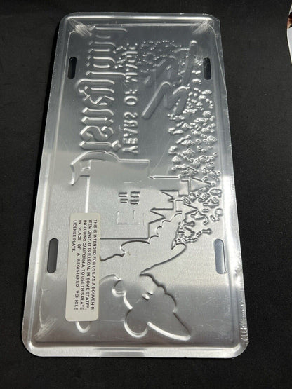 Disneyland “35 Years of Magic” Vintage Metal Souvenir License Plate 1990 Sealed - thriftgoblin