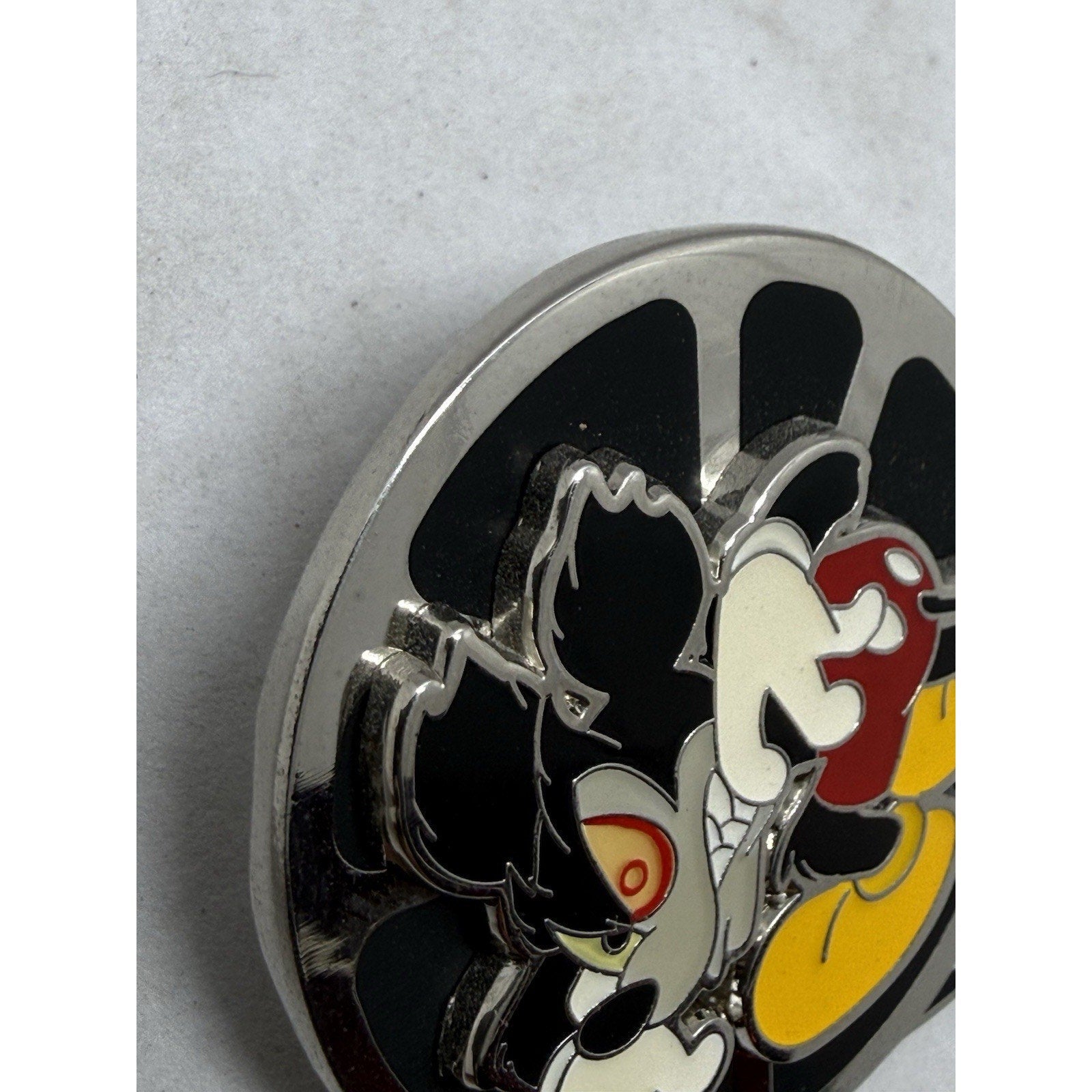 Disneyland Paris Runaway Brain 1995 Film Reel Pin Mickey 90th LE 284/400 - thriftgoblin