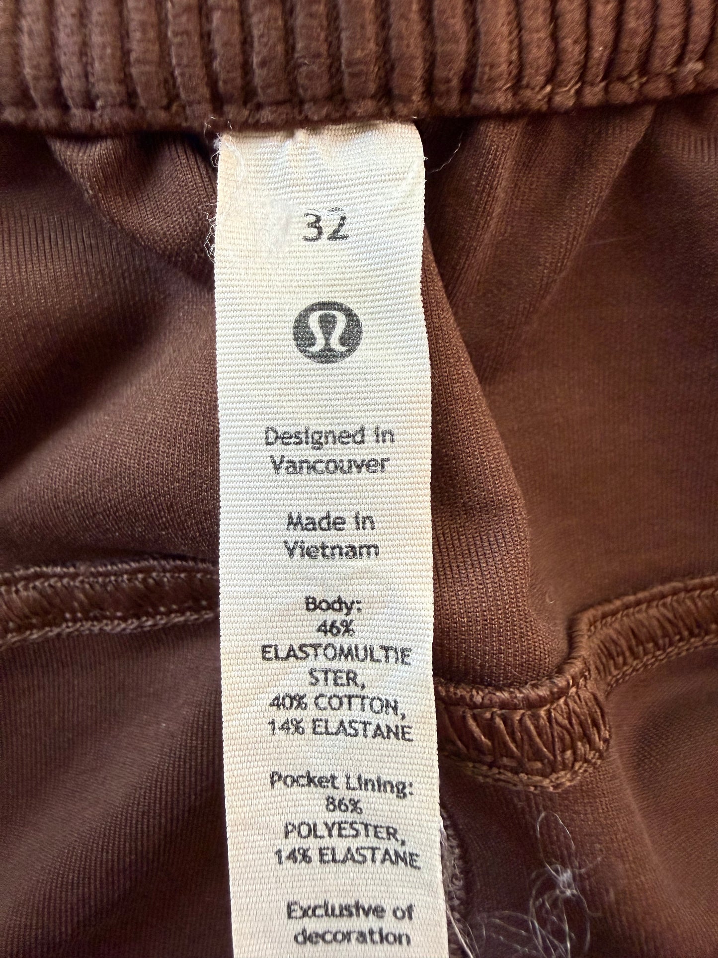 Lululemon fabric content tag