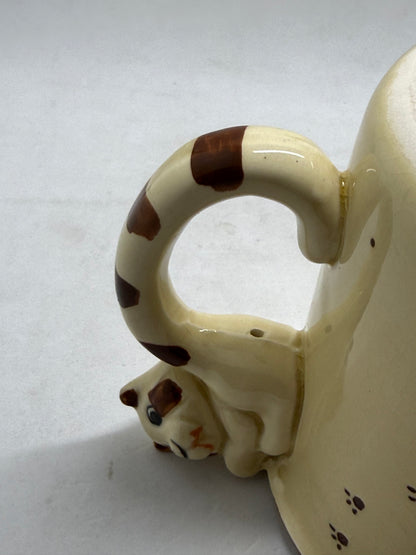 Made in Japan cat handle ceramic mug