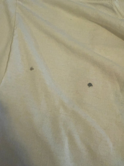Joker tee speck detail