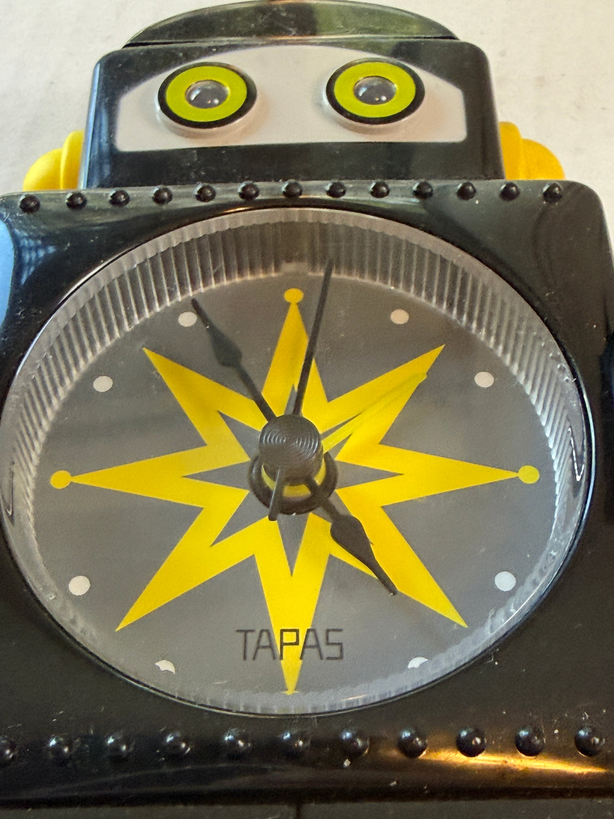 TAPAS Gear Atelier Robot Alarm Clock Black Yellow