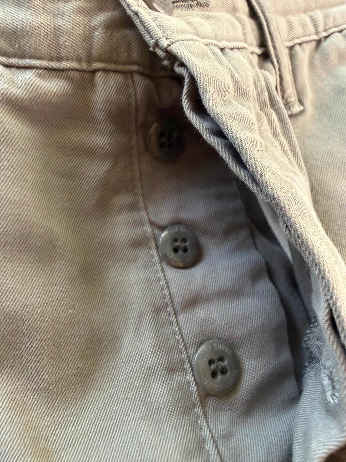 Cootie work pants back pocket detail