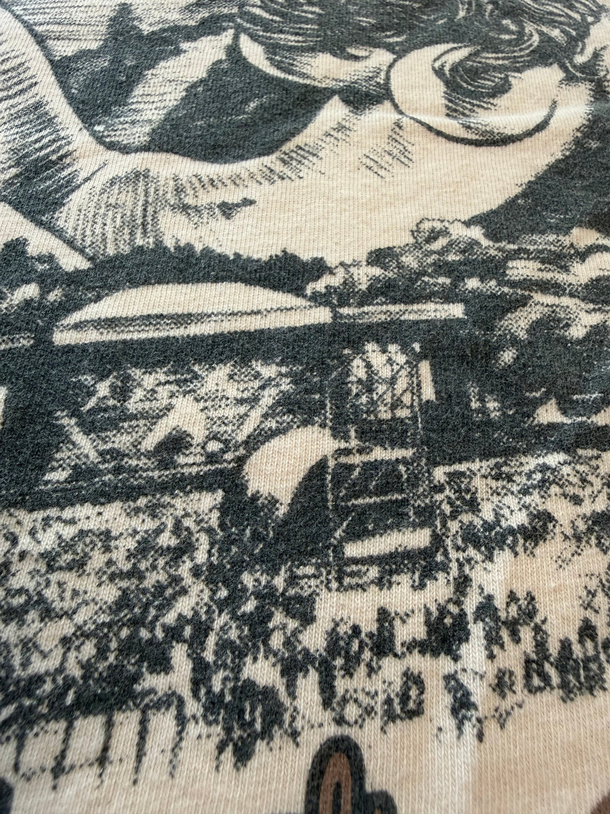 Fuji Rock Festival tee crowd graphic detail