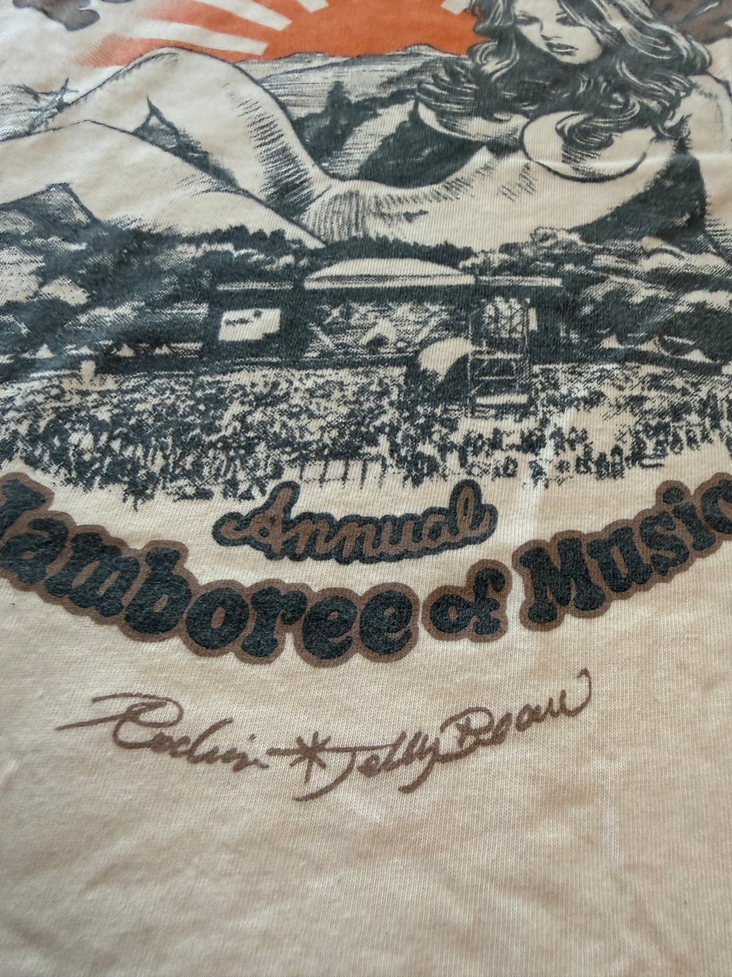 Fuji Rock Festival tee back graphic close up