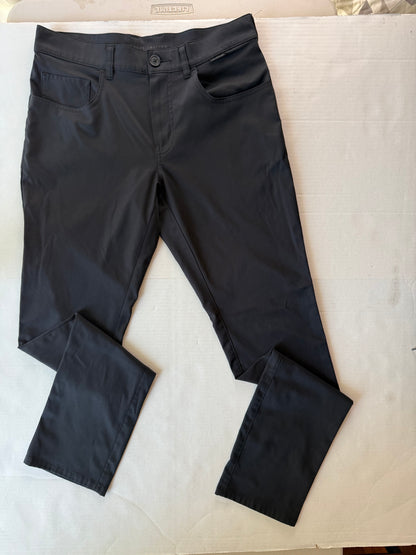 TravisMathew pants front detail