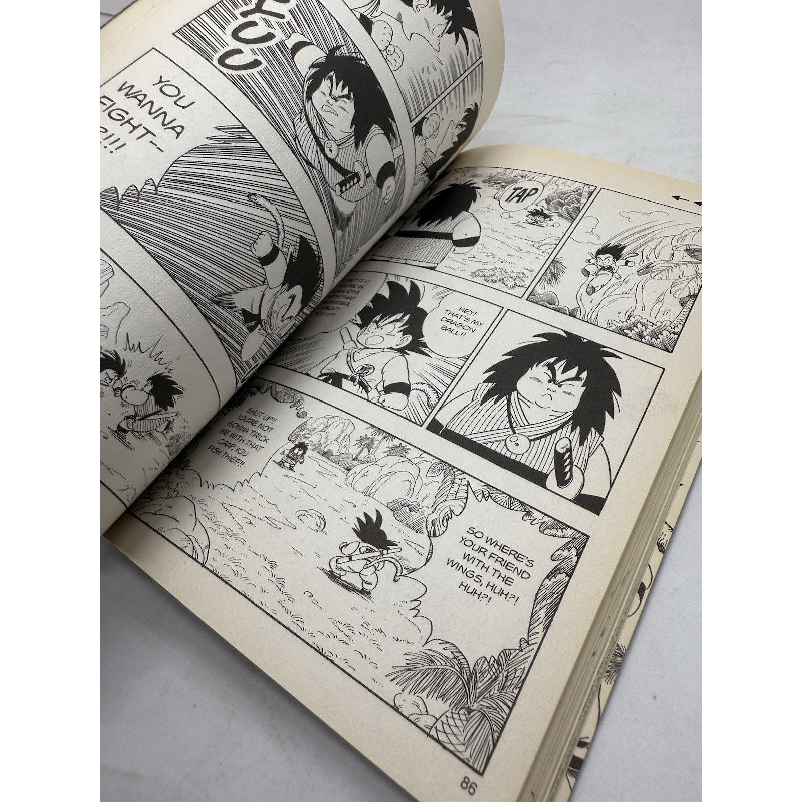 Dragon Ball Vol. 12 by Akira Toriyama Shonen Jump Manga Graphic Novel 2005 - thriftgoblin
