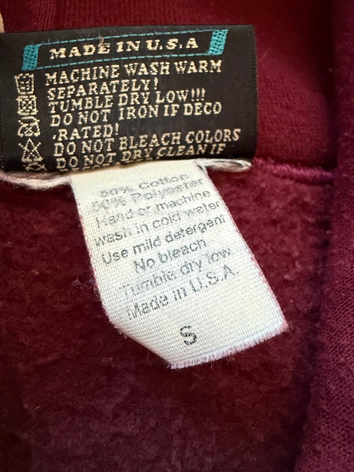 Erosty Pop 1998 Rockin Jelly Bean Pin-Up Back Print Pullover Hoodie Burgundy Size S USA - Thrift GoblinHoodie