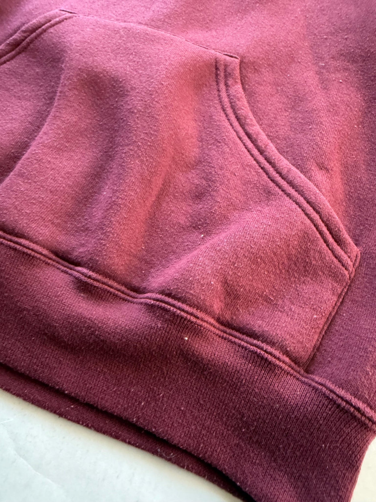 Erosty Pop 1998 Rockin Jelly Bean Pin-Up Back Print Pullover Hoodie Burgundy Size S USA - Thrift GoblinHoodie