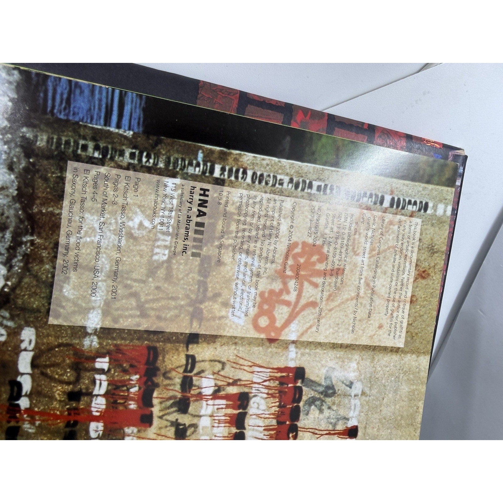 Graffiti World Street Art From Five Continents by Nicholas Ganz (2004) Bombing - thriftgoblin