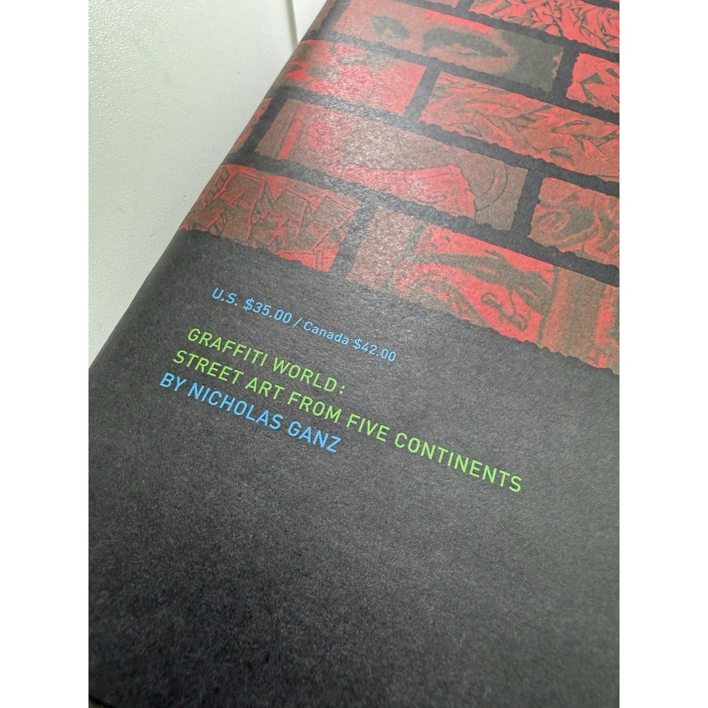 Graffiti World Street Art From Five Continents by Nicholas Ganz (2004) Bombing - thriftgoblin