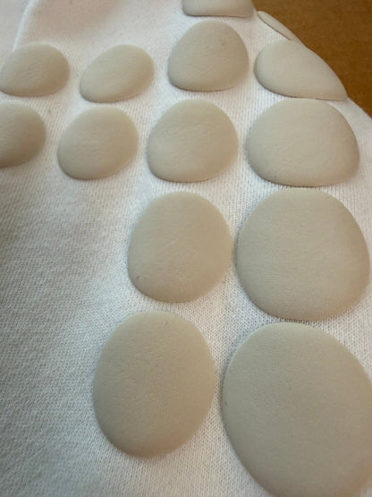 Huni Design Mona Thomas White Hoodie XL Puff Logo 3D Dot Sleeve Est 2018 - thriftgoblinTops