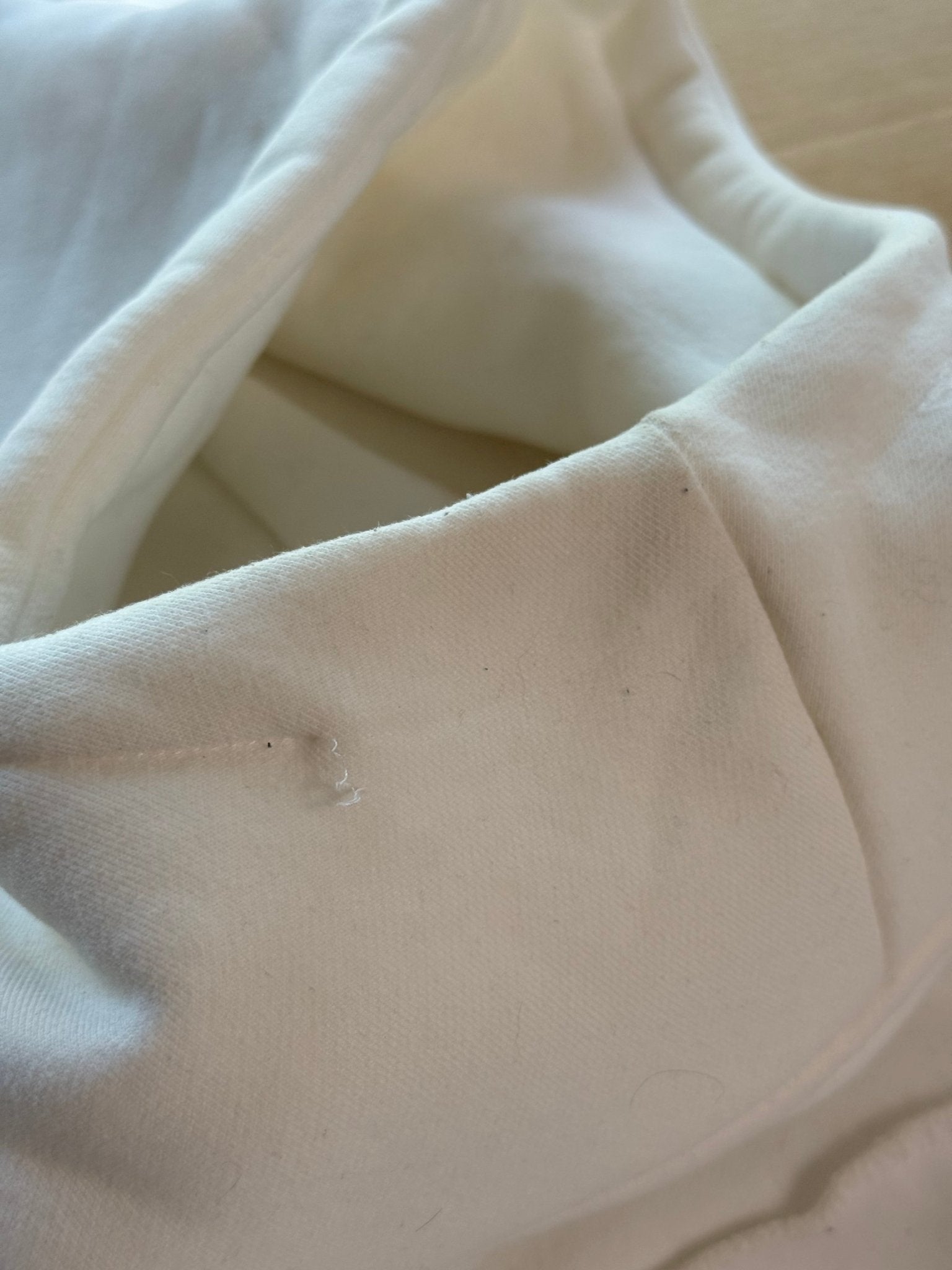 Huni Design Mona Thomas White Hoodie XL Puff Logo 3D Dot Sleeve Est 2018 - thriftgoblinTops