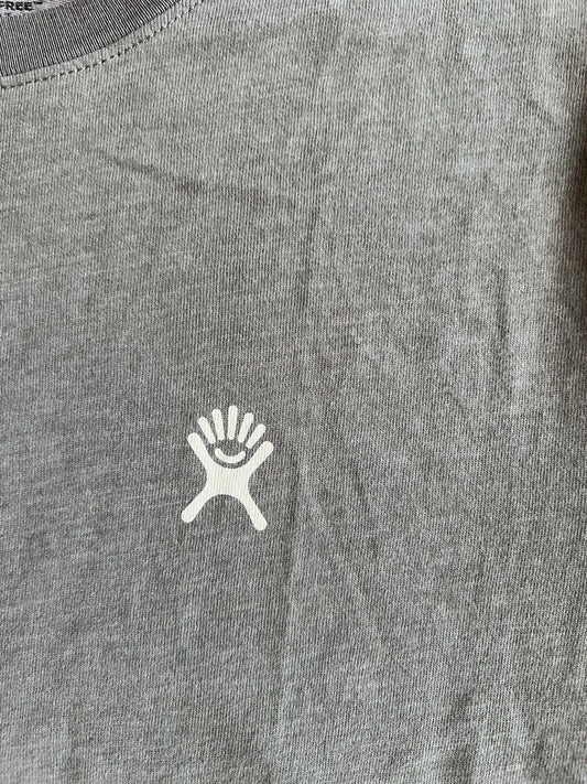Hydro Flask Women's MOISTURE WICKING Grey Logo T-Shirt Sz XL Hiking Camping SS - thriftgoblin