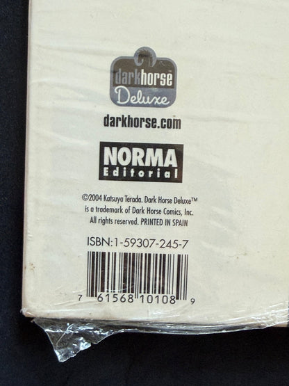 Katsuya Terada Portfolio Cover Girls Dark Horse Deluxe 2004 Sealed - thriftgoblinArt Book