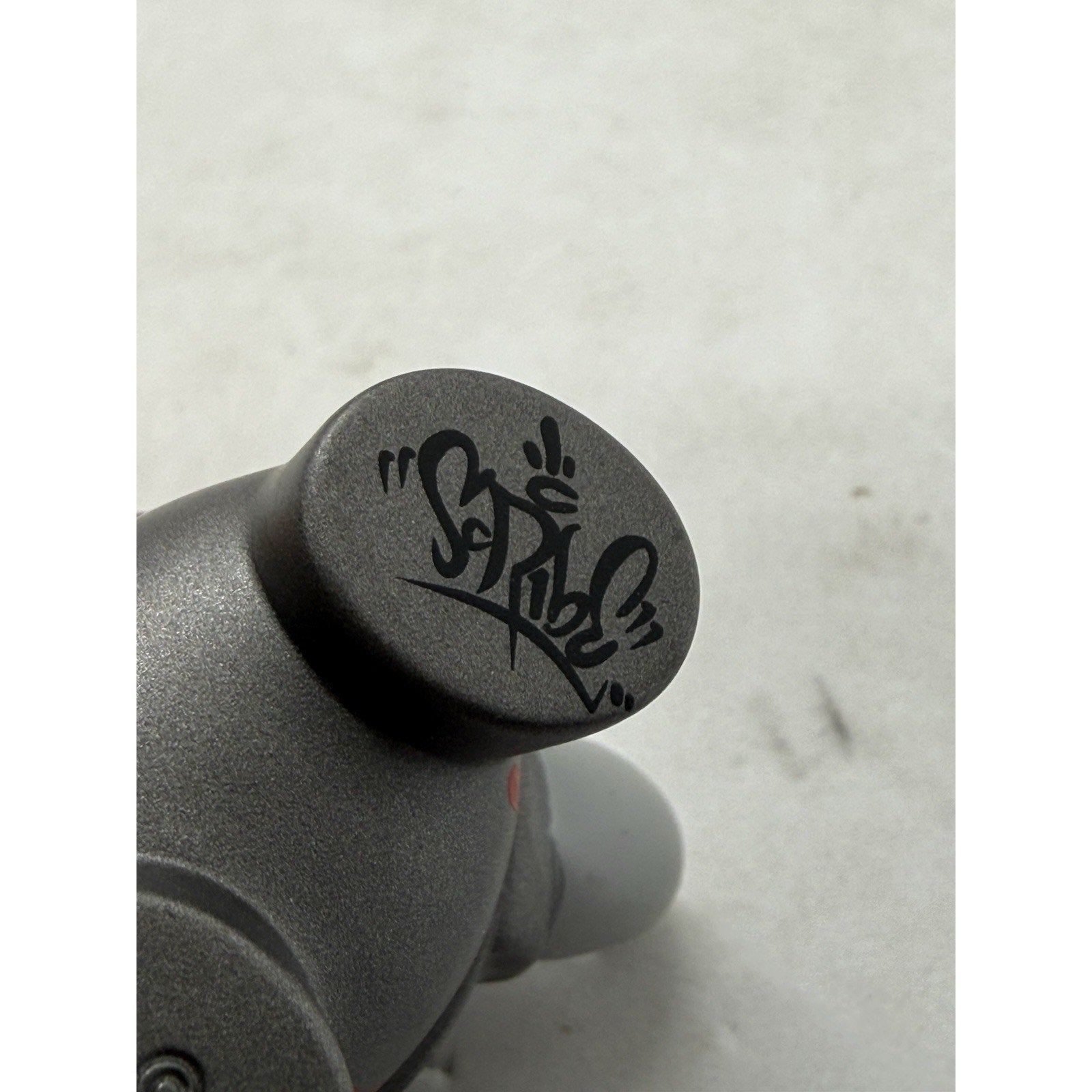 Kidrobot Fatcap 2012 Series 3 Rhino Vinyl Figure D. Ross Scribe (B) - thriftgoblin
