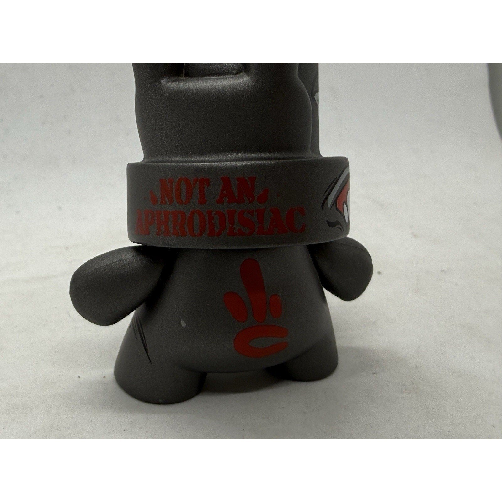 Kidrobot Fatcap 2012 Series 3 Rhino Vinyl Figure D. Ross Scribe (B) - thriftgoblin