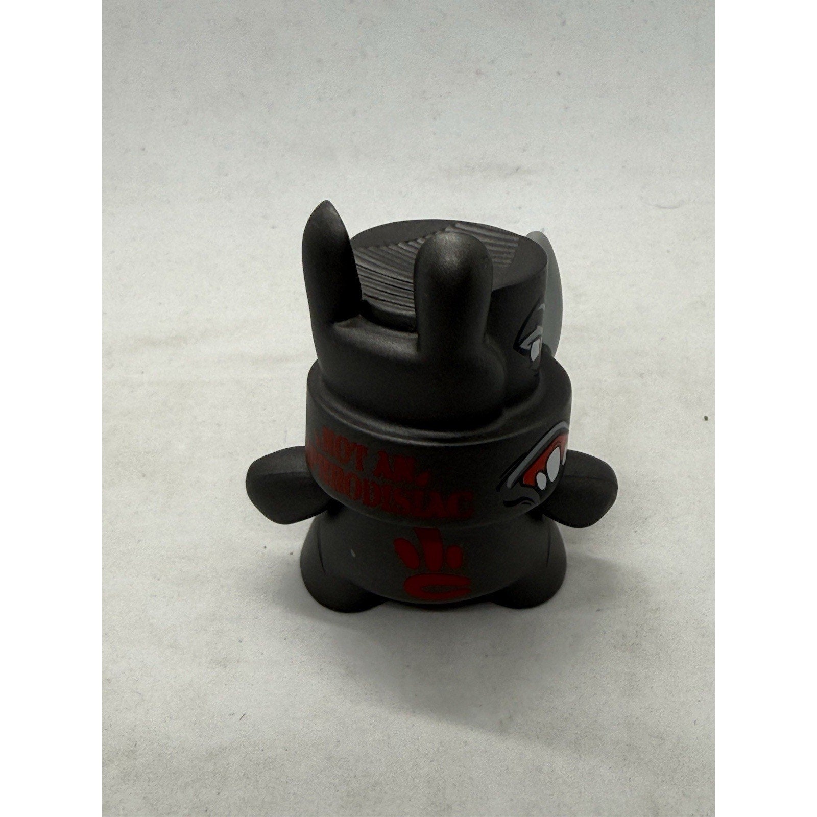 Kidrobot Fatcap 2012 Series 3 Rhino Vinyl Figure D. Ross Scribe (B) - thriftgoblin