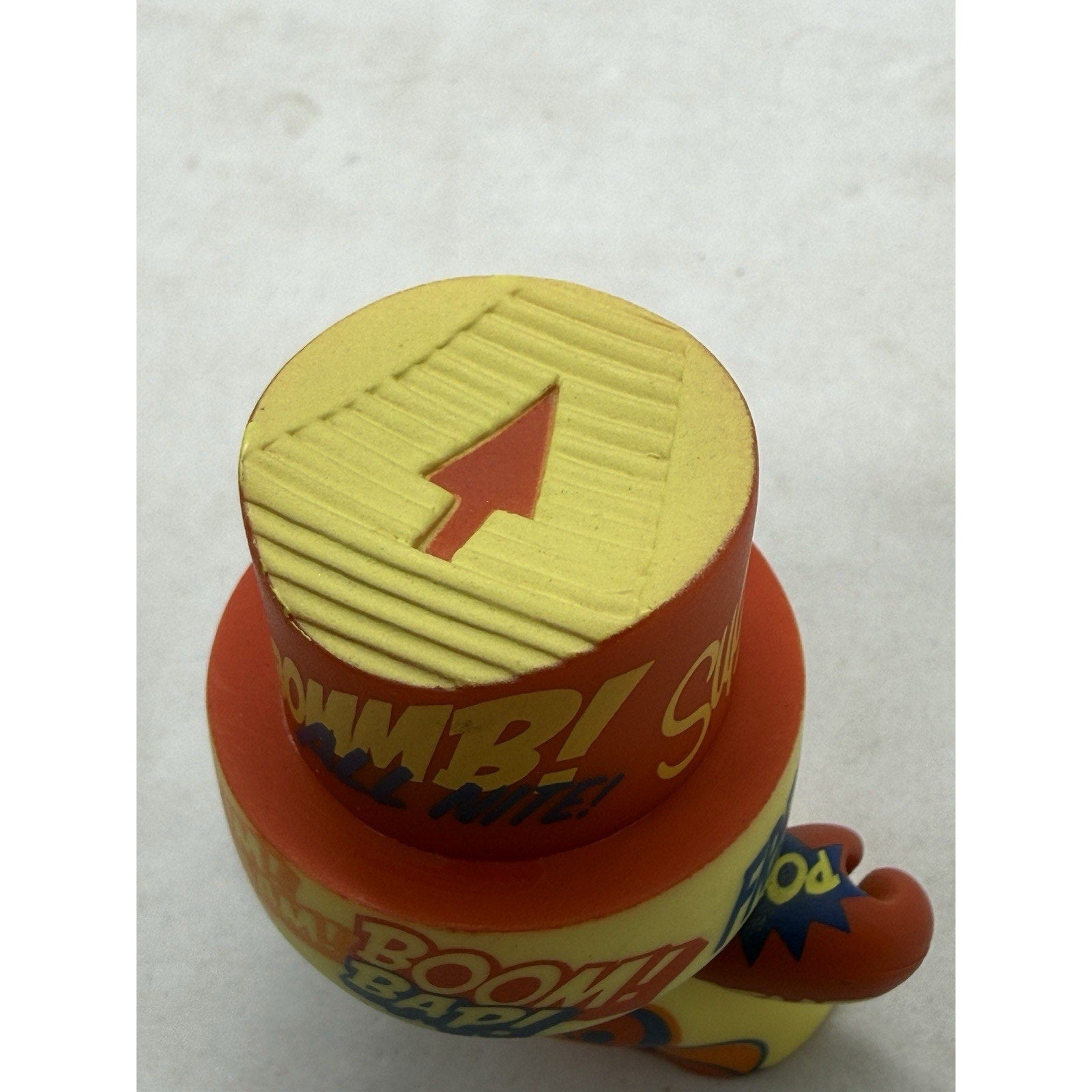 Kidrobot Fatcap Series 3 Super Bombo Queen Andrea 3in Vinyl Figure Open Graffiti - thriftgoblin