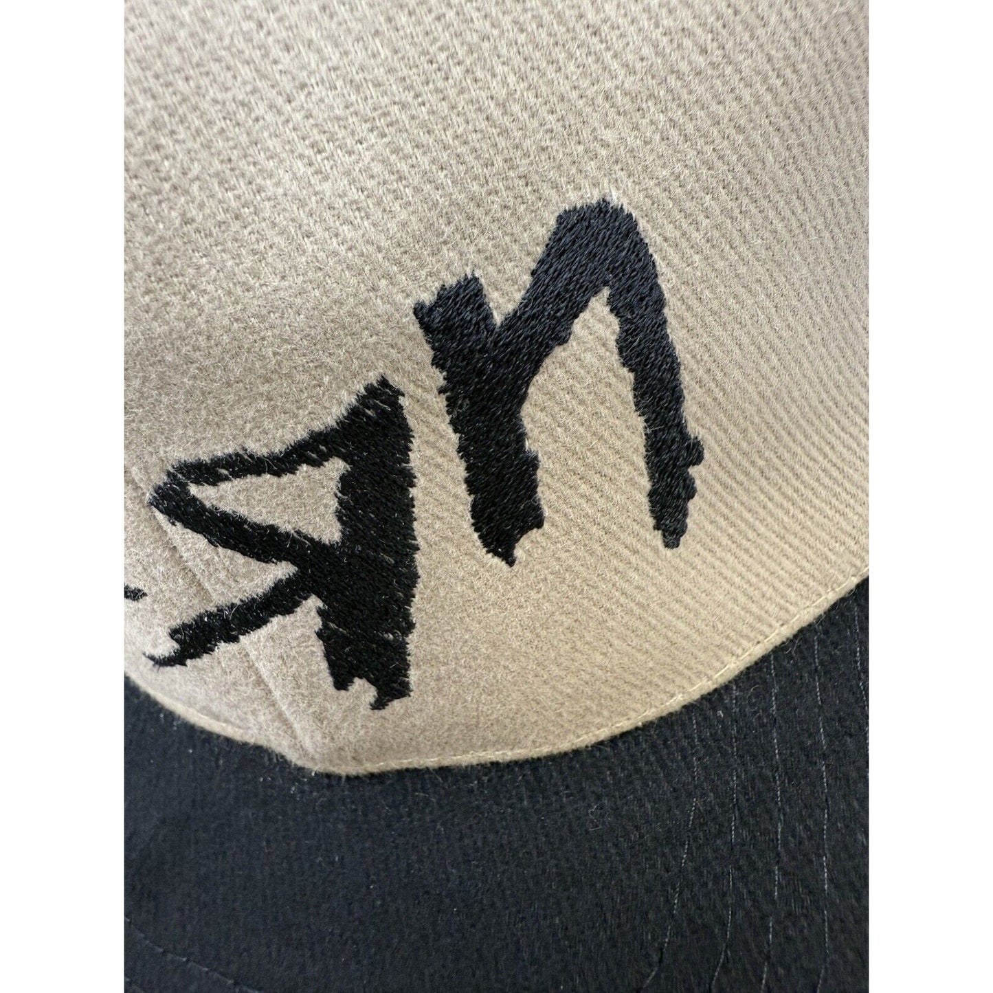 Korn Logo Hat “Life Is Peachy” NWT KC Adjustable Y2K Rare Tan Black Bill Snap - thriftgoblin
