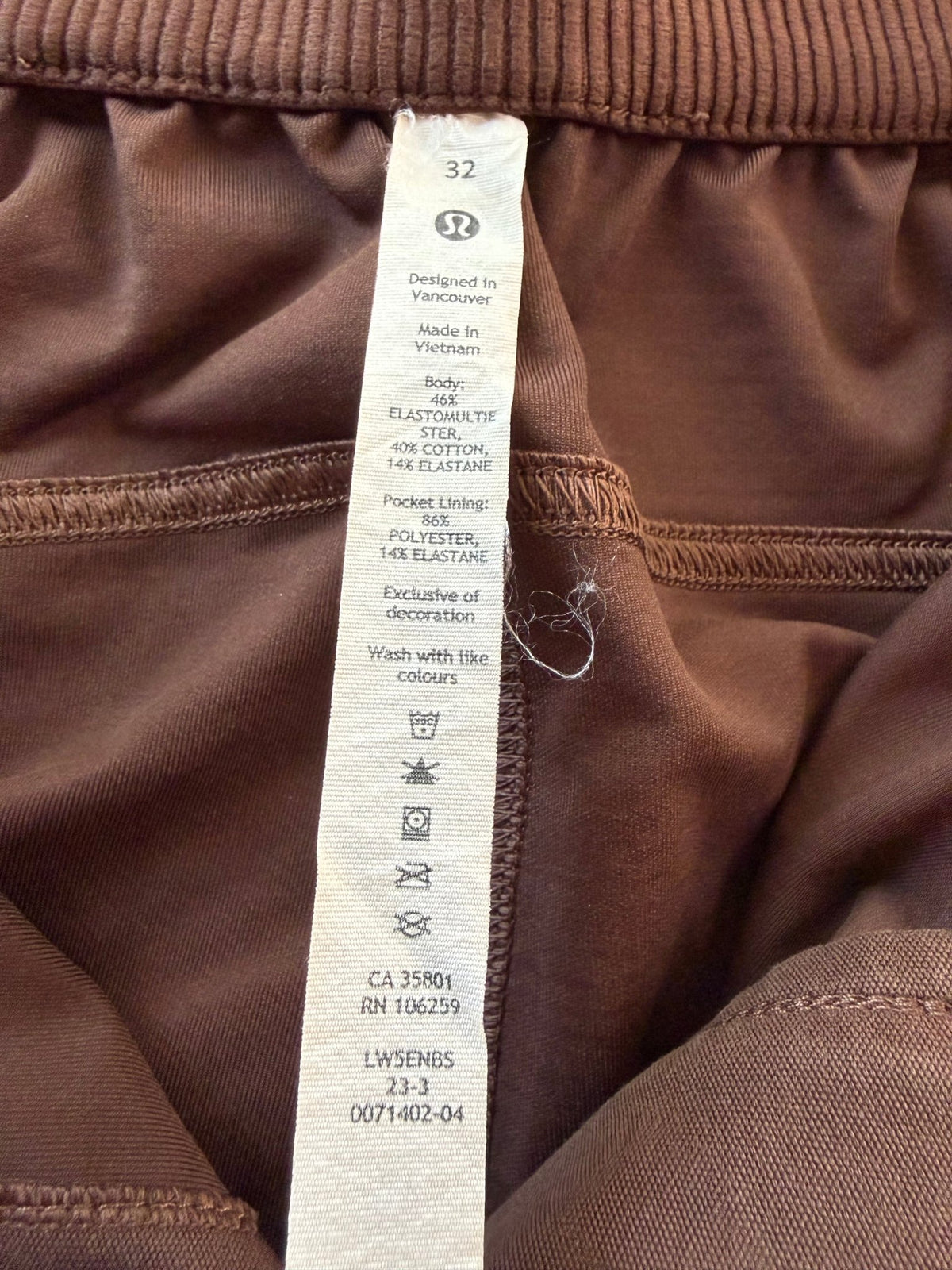 Lululemon Mocha Brown Cargo Pants Size 32 Style LW5ENBS - Thrift GoblinPants