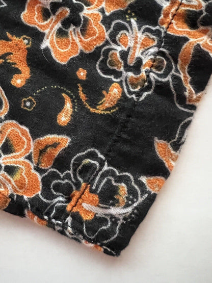 Margaritaville Orange And Black Button Up Shirt Awesome Halloween Hawaii Floral - thriftgoblin