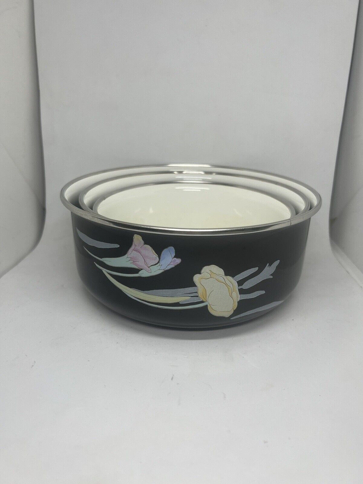 Mikasa Vintage Set of 3 UN710 Charisma Black 531, 532 & 533 Serving Bowls Flower - thriftgoblin