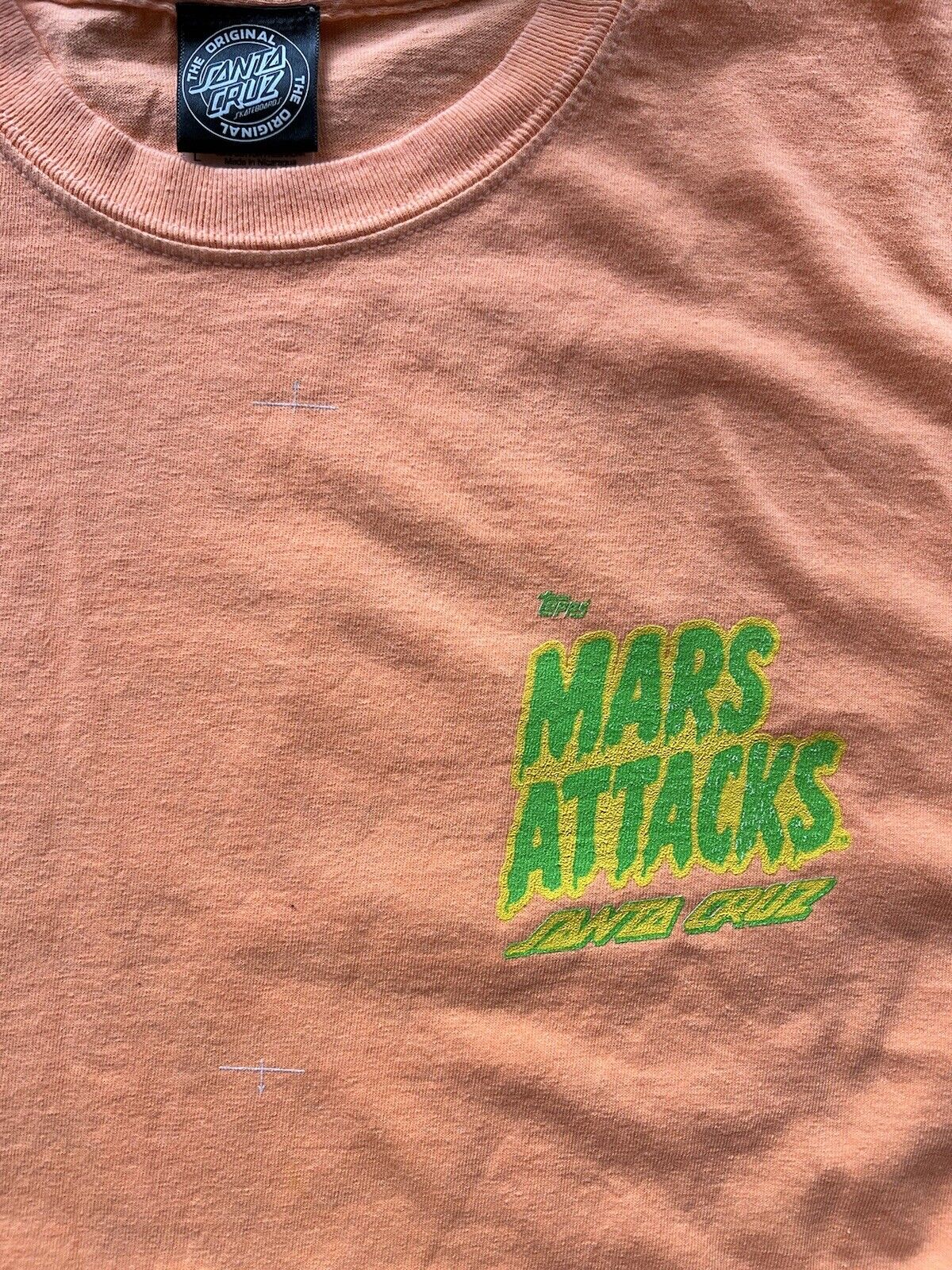NEW Mars Attacks Santa Cruz 2018 Orange Graphic SS Shirt LARGE Topps Skate Alien - thriftgoblin