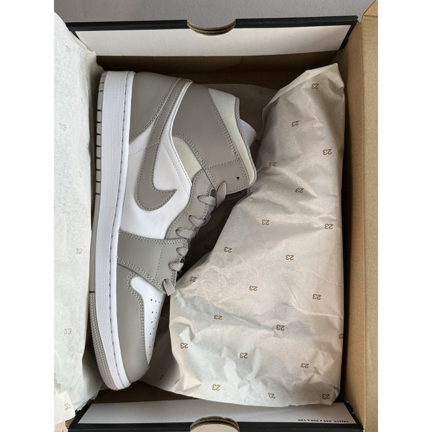 Nike Air Jordan 1 Mid College Grey Light Bone White 554724 - 082 Men’s Size 12 Fye - thriftgoblin