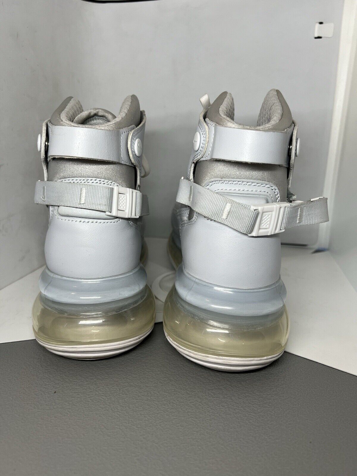 Nike Air Max 720 Saturn Shoes Men's Size 8 Platinum White Sneakers AO2110 - 003 - thriftgoblin