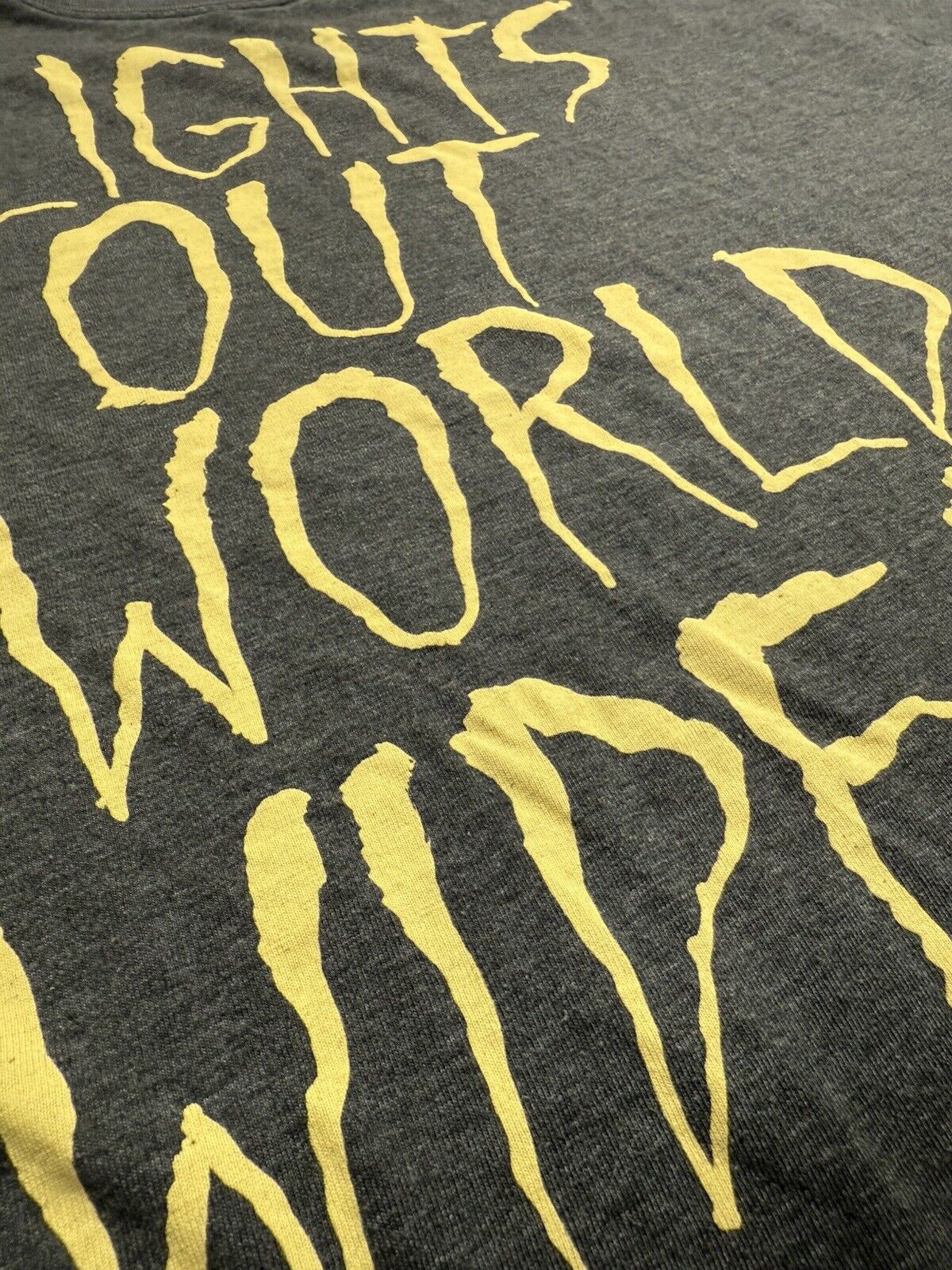 Nike SB x Neckface TShirt Men Medium Grey Lights Out Worldwide Logo Graffiti Art - thriftgoblin